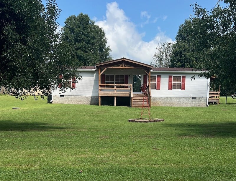 608 N Dickerson Chapel Rd, Lebanon, TN 37087