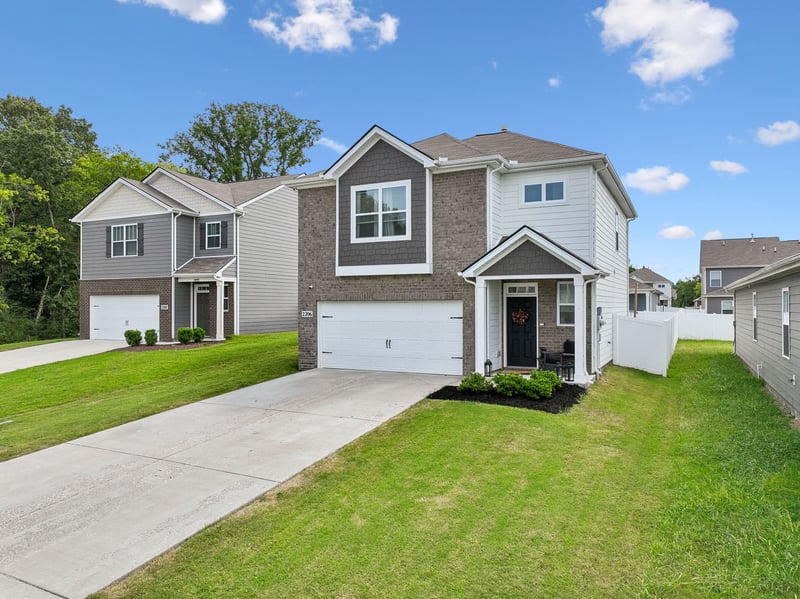 2206 Averee Ct, Lebanon, TN 37087