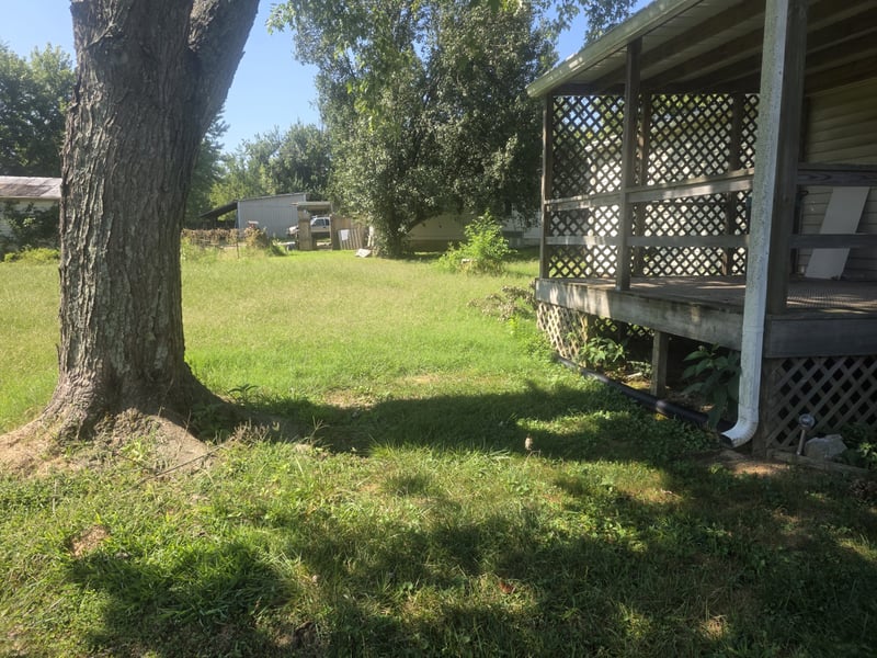 752 New Deal Potts Rd, Cottontown, TN 37048