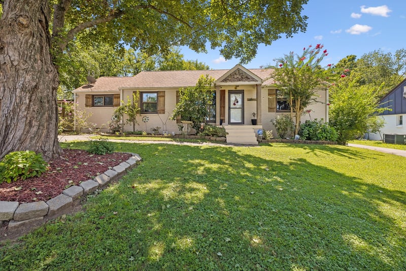 2429 Maplecrest Dr, Nashville, TN 37214