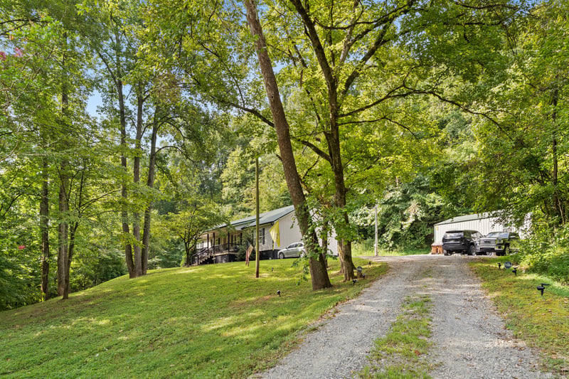 6461 Vestal Hollow Rd, Santa Fe, TN 38482