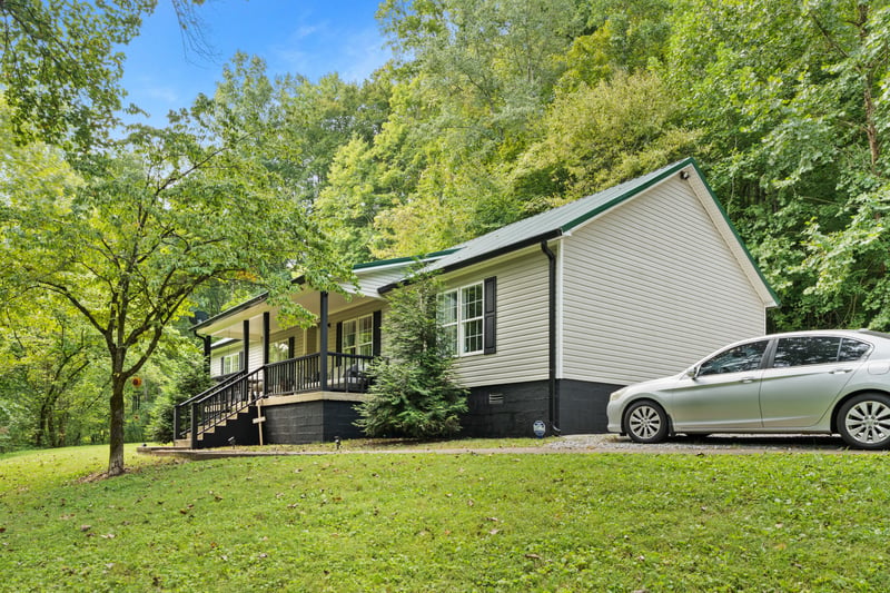 6461 Vestal Hollow Rd, Santa Fe, TN 38482