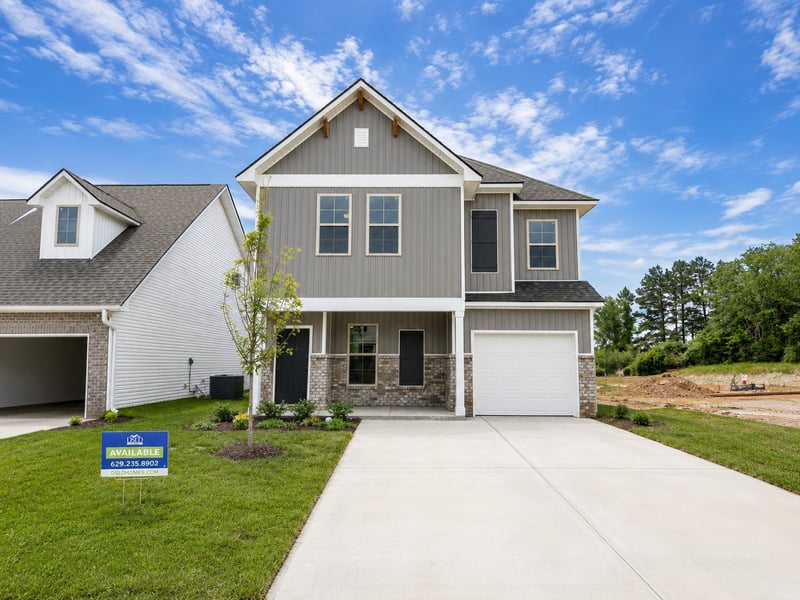 107 Florence Cv, Burns, TN 37029