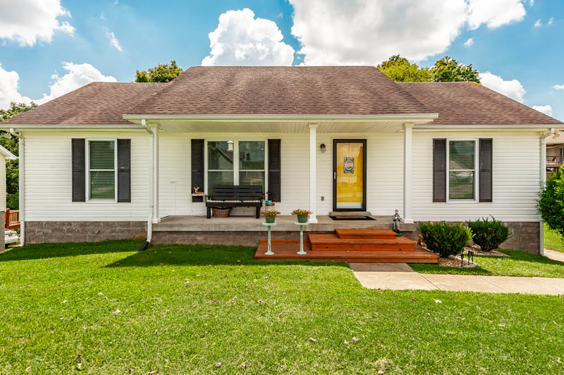 306 Corbitt Ln, Springfield, TN 37172