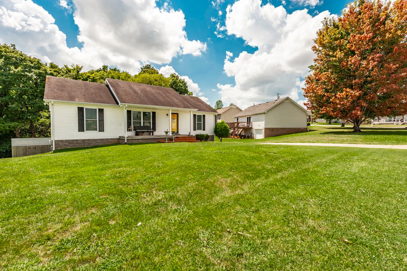 306 Corbitt Ln, Springfield, TN 37172