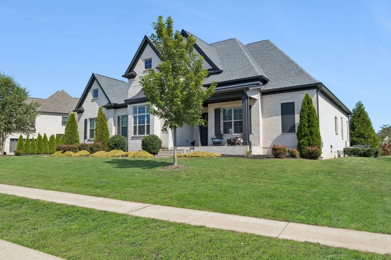 5816 Wagonvale Dr, Arrington, TN 37014