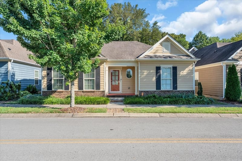 2302 Concord Mill Dr, Smyrna, TN 37167