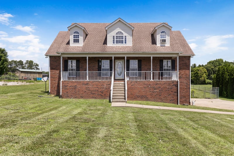 1358 Jason Cir, Ashland City, TN 37015