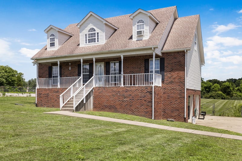 1358 Jason Cir, Ashland City, TN 37015