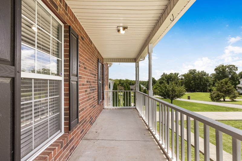 1358 Jason Cir, Ashland City, TN 37015