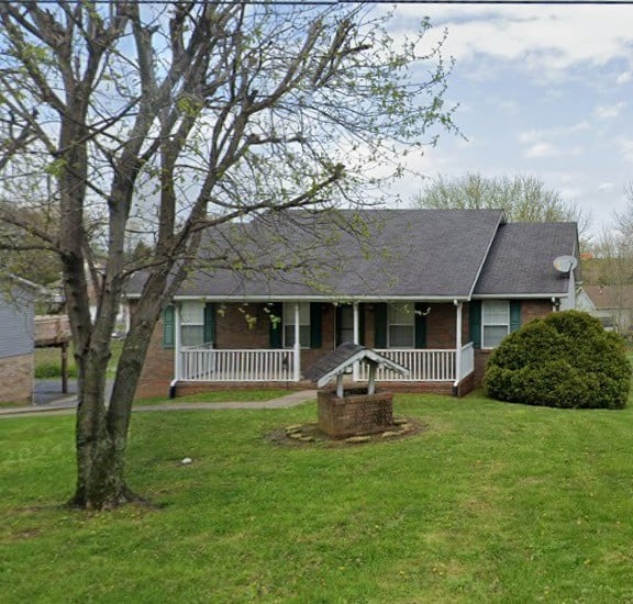 2502 17th Ave E, Springfield, TN 37172