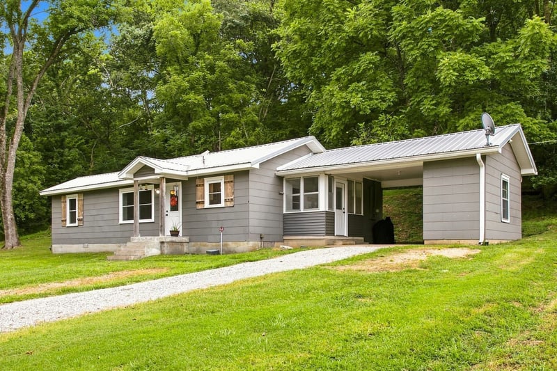 4854 Dry Fork Rd, Hampshire, TN 38461