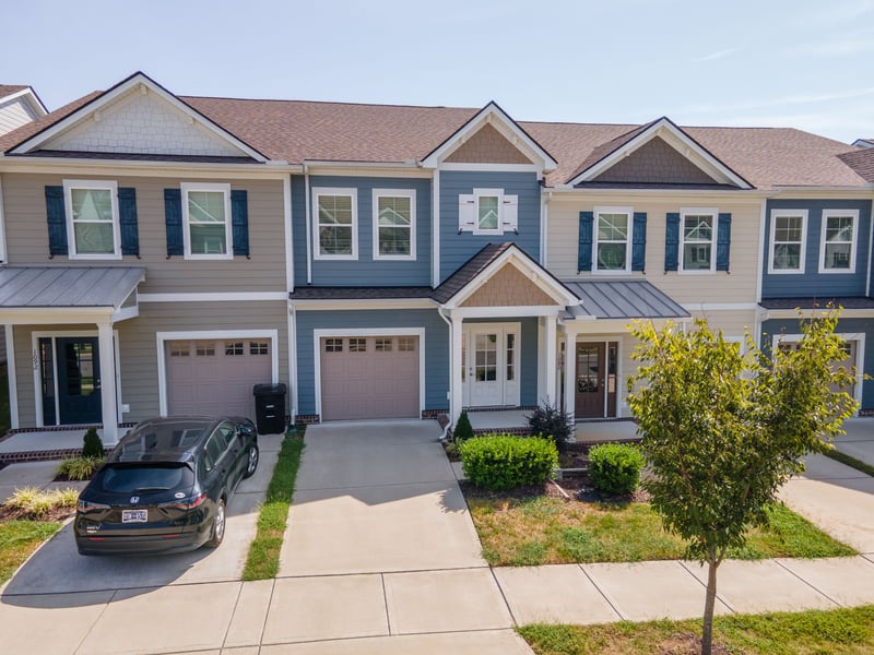 1086 Sweetleaf Dr, Franklin, TN 37064