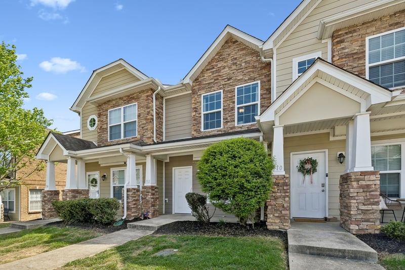 112 Cobblestone Place Dr, Goodlettsville, TN 37072