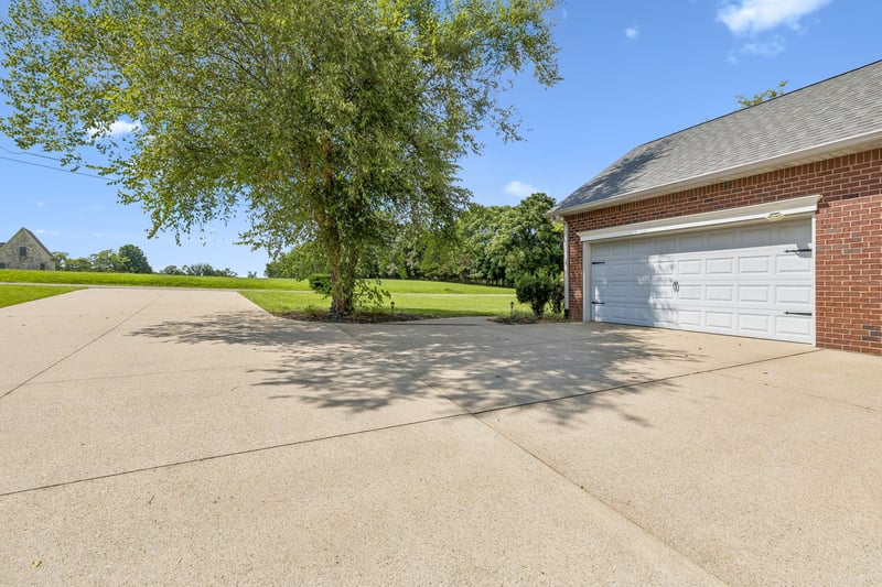 313 Bethlehem Rd, Lebanon, TN 37087