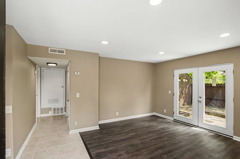 500 Paragon Mills Rd #N1, Nashville, TN 37211