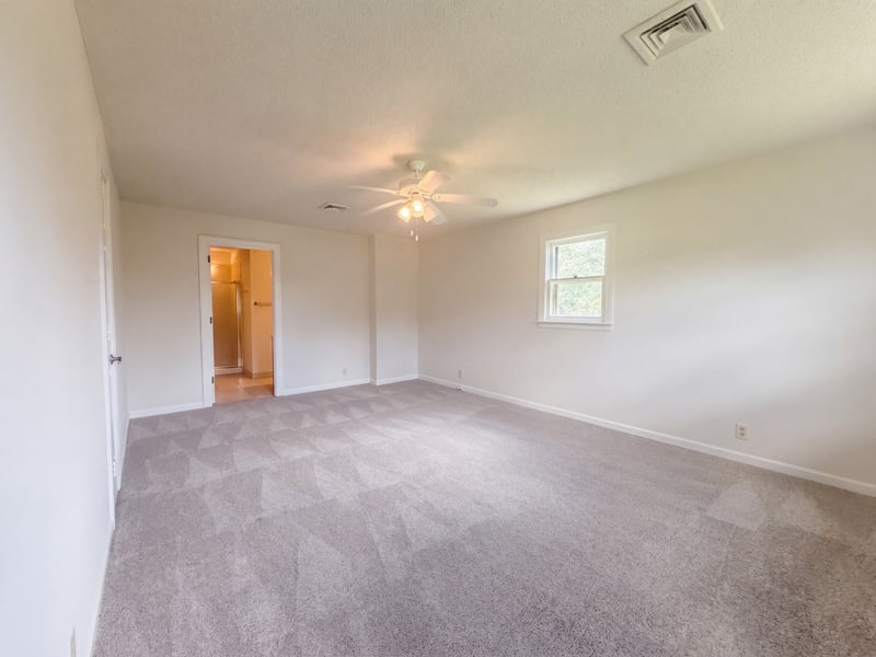 1818 Fox Chase Dr, Goodlettsville, TN 37072
