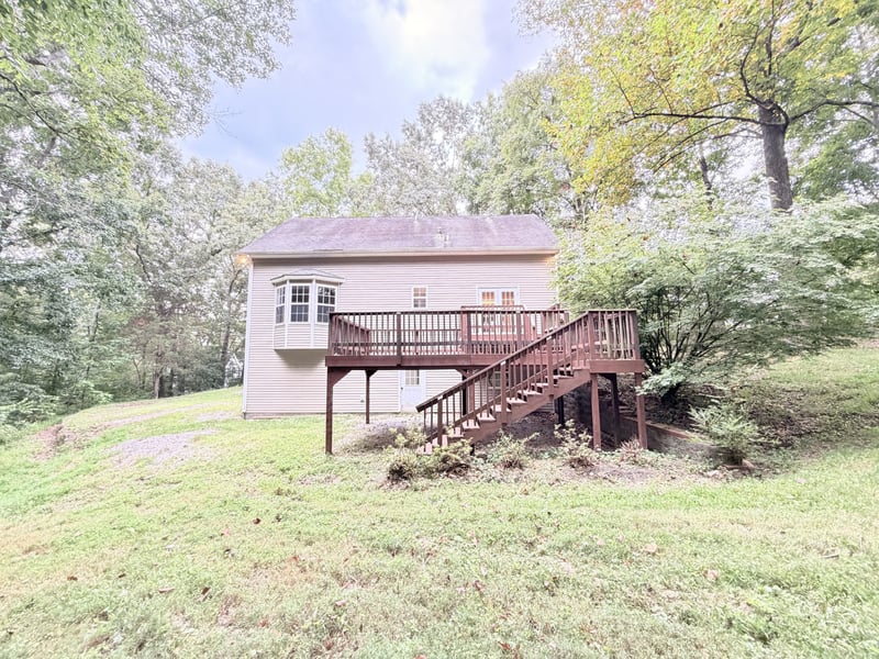 608 Beechtree Ct, Burns, TN 37029