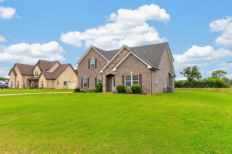 107 Olin Mcfolin Cv, Lascassas, TN 37085