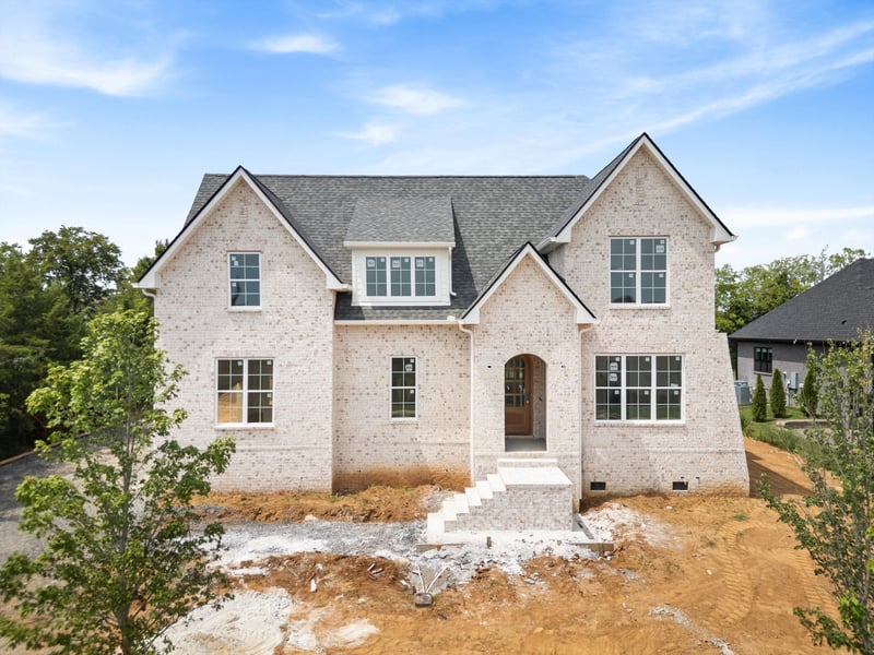 1010 Stone Creek Ln, Lebanon, TN 37087