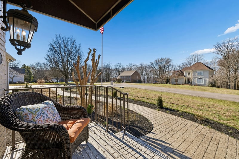 1045 Claremont Dr, Columbia, TN 38401