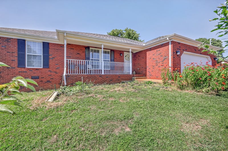 648 Woodburn Dr, Smyrna, TN 37167