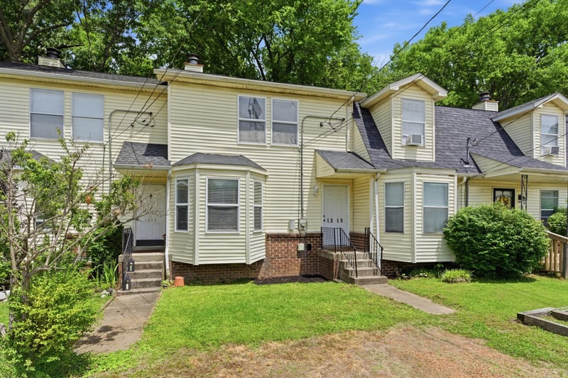 1215 Timber Valley Dr, Nashville, TN 37214