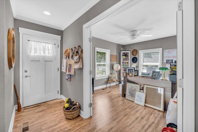 108 Greenwood Acres Dr, Columbia, TN 38401