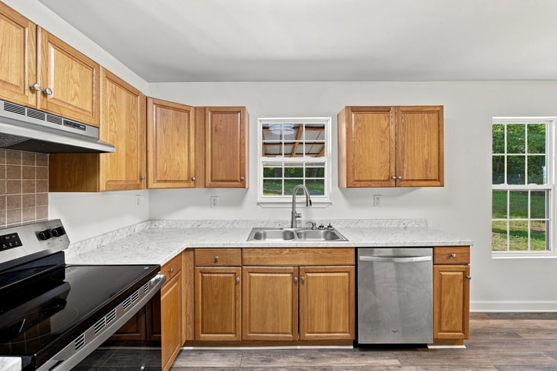 105 Gilliam Ln, Dickson, TN 37055