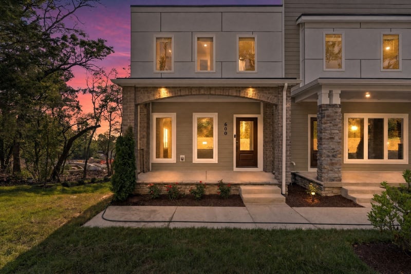 600 Summit Trl, Nashville, TN 37207