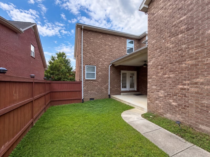 1064 Riverwood Village Blvd, Hermitage, TN 37076