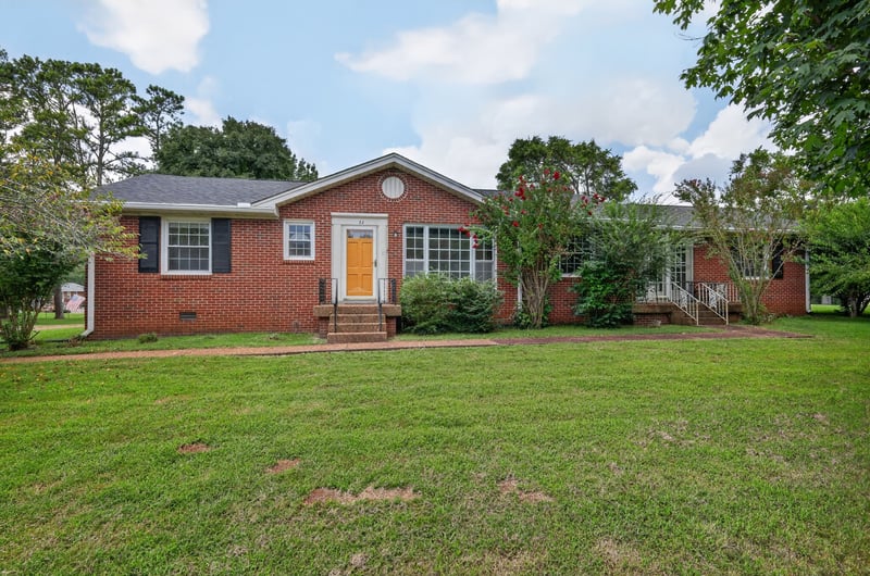 132 Winwood Dr, Lebanon, TN 37087