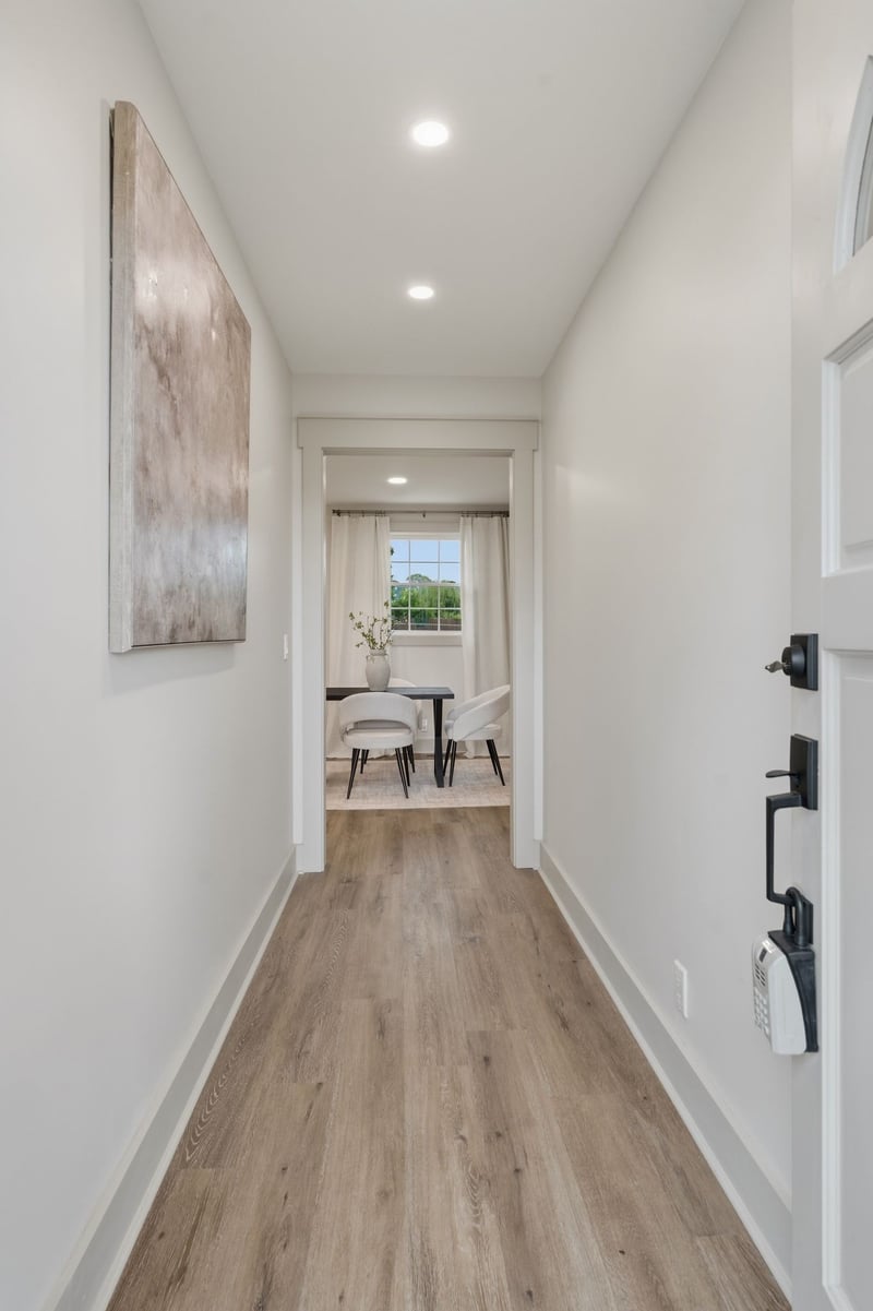230 S Valley Rd, Hendersonville, TN 37075
