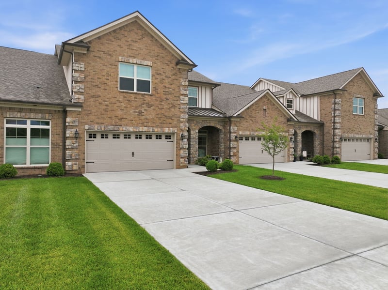 2096 Leamington Ln, Murfreesboro, TN 37130