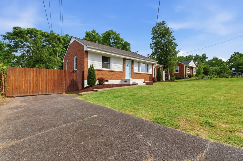 620 Templewood Dr, Nashville, TN 37214