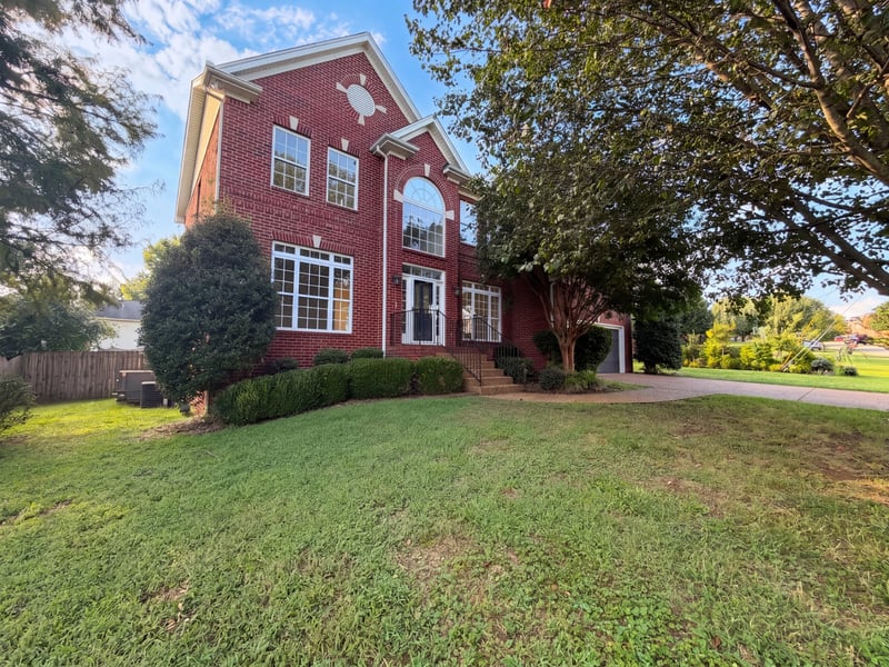 3009 Melbourne Ct E, Mount Juliet, TN 37122