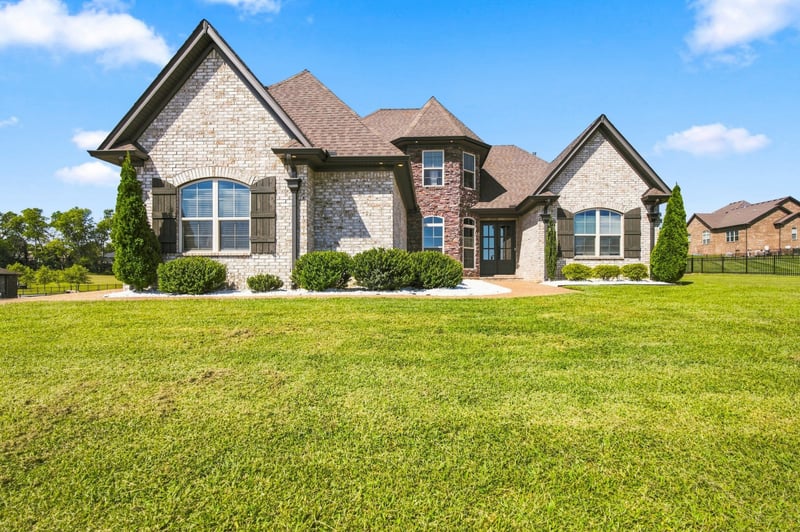 94 Mulberry Grv, Gallatin, TN 37066