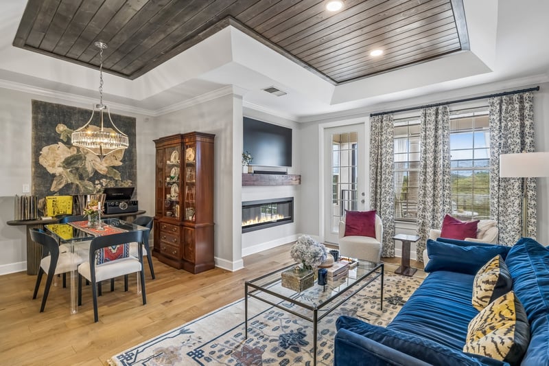 309 Seven Springs Way #403, Brentwood, TN 37027