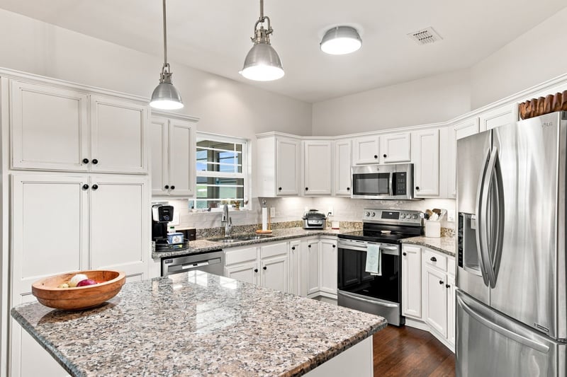 541 Sapphire Dr, Murfreesboro, TN 37128