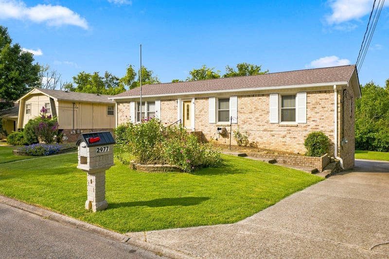 2977 Cherry Hills Dr, Antioch, TN 37013