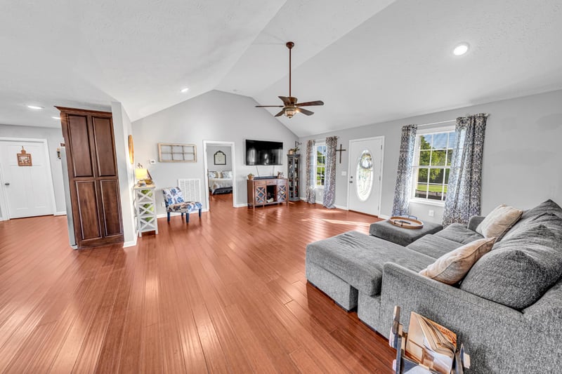 1288 Mount Olive Rd, Westmoreland, TN 37186