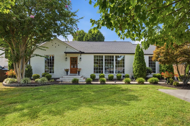 519 Hogan Rd, Nashville, TN 37220