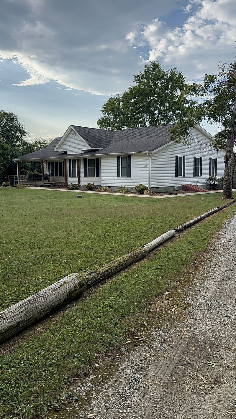 1078 Old Williamsport Pike, Columbia, TN 38401