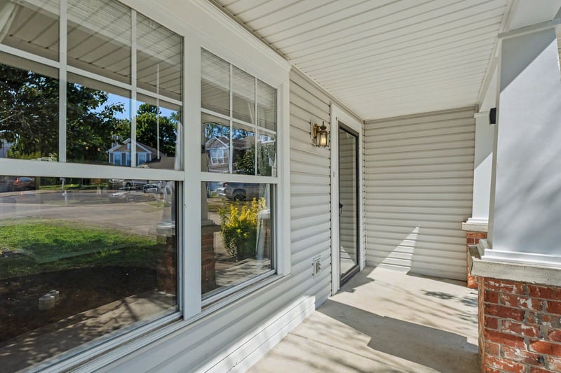 3933 Bridgeview Ln, Nashville, TN 37221