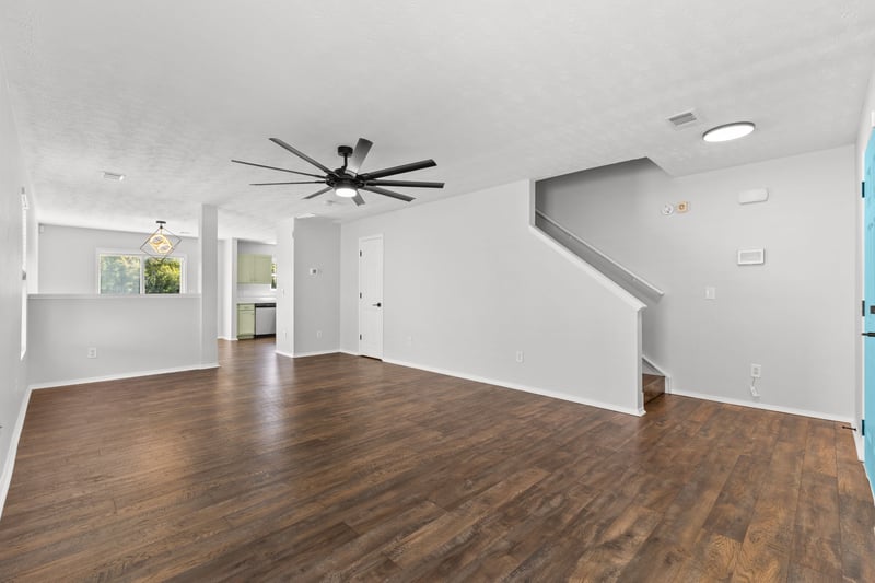 2879 Creekbend Dr, Nashville, TN 37207