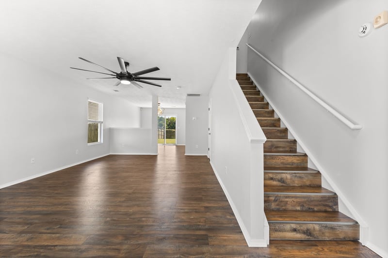 2879 Creekbend Dr, Nashville, TN 37207