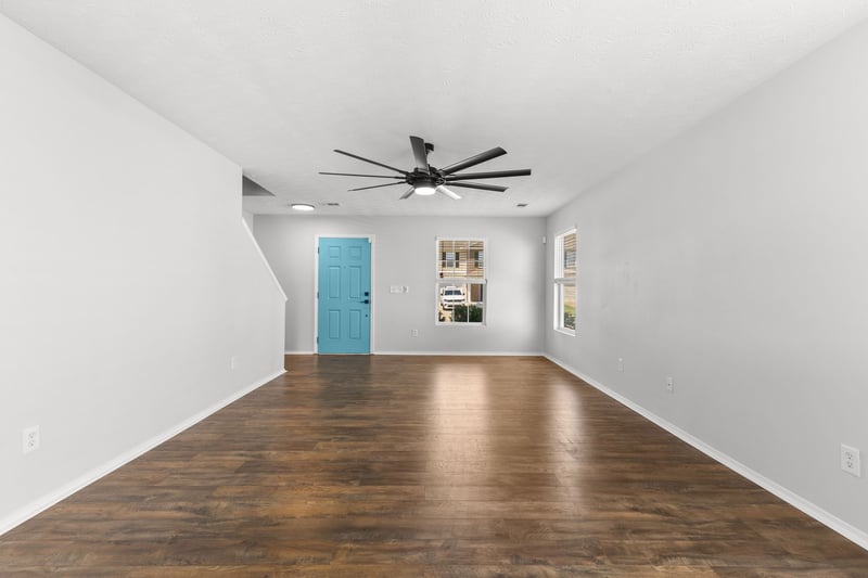 2879 Creekbend Dr, Nashville, TN 37207