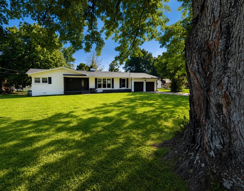 110 Walnut Dr, Hendersonville, TN 37075