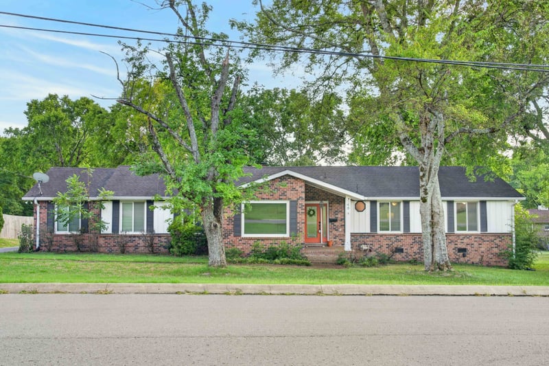 148 Allen Dr, Hendersonville, TN 37075
