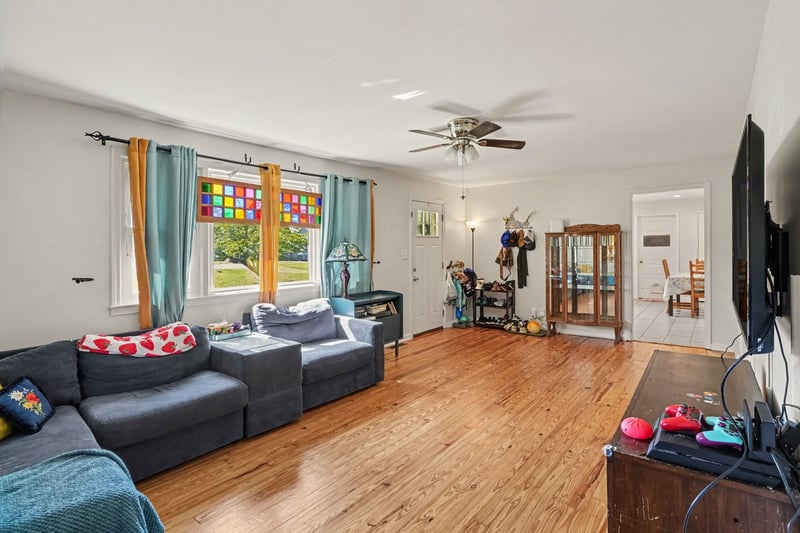 2099 Webster St, Greenbrier, TN 37073